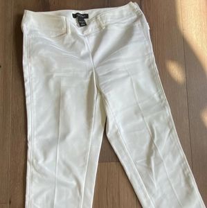 White cropped pants